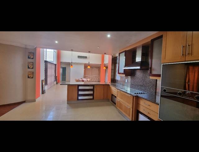3 BEDROOM HOUSE FOR SALE IN SOMERSET PARK